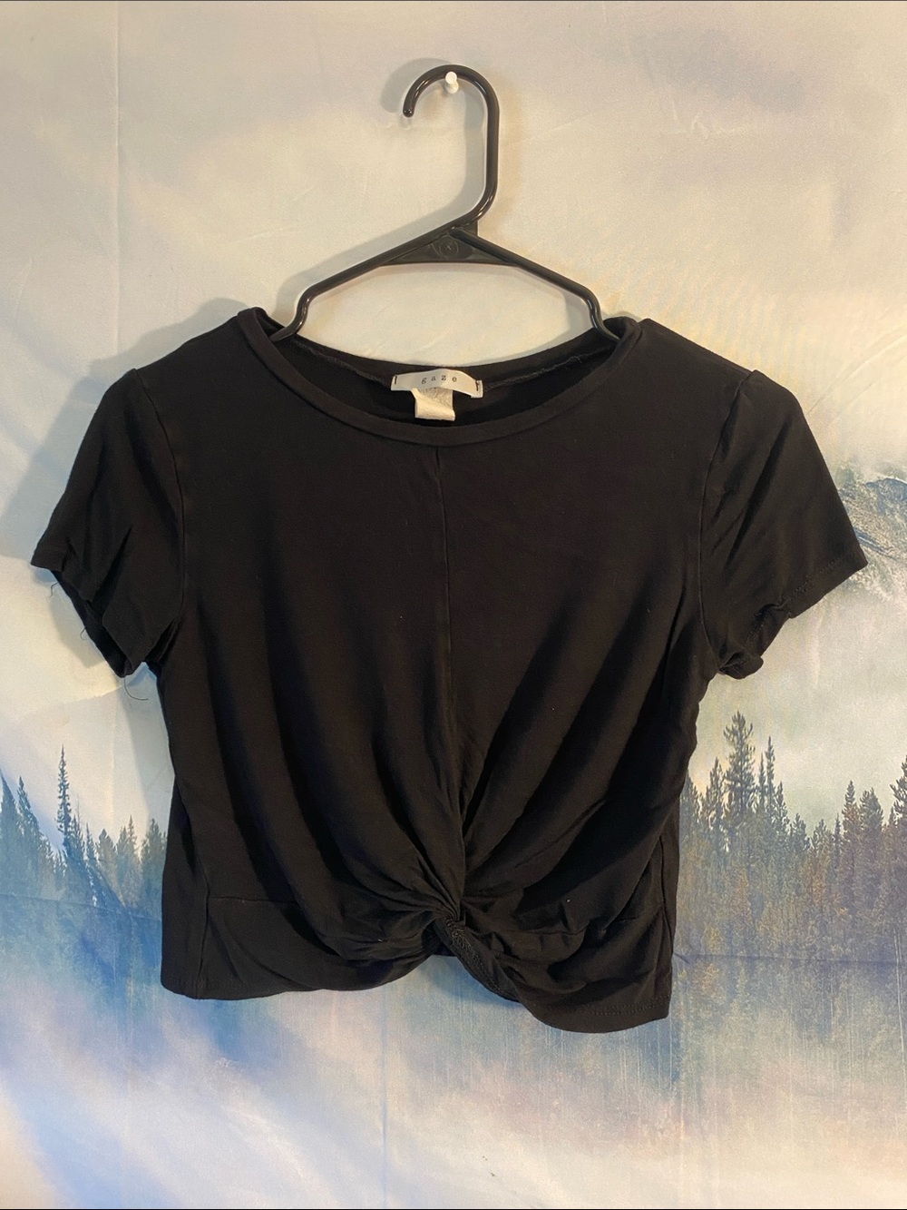Black Twist-Front Short Sleeve Crop Top